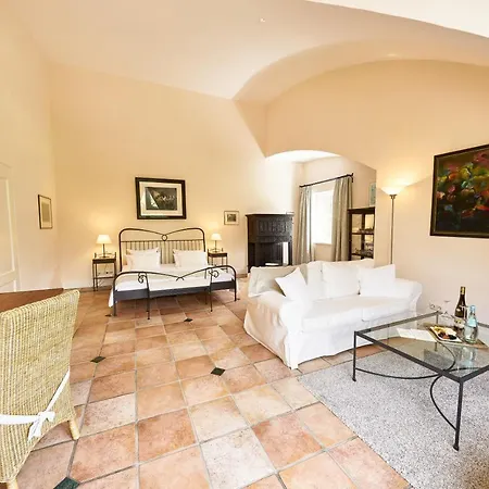 Wein- Und S A Pruem 5*