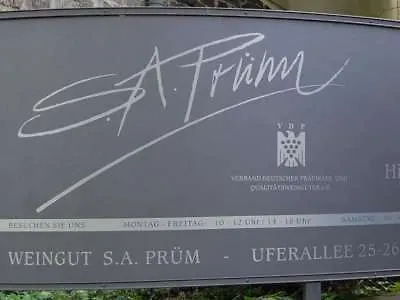 Wein- Und S A Pruem