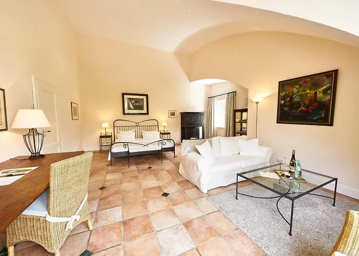 Wein- Und S A Pruem 5*