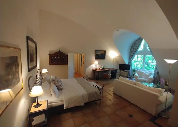 Wein- Und S A Pruem 5*