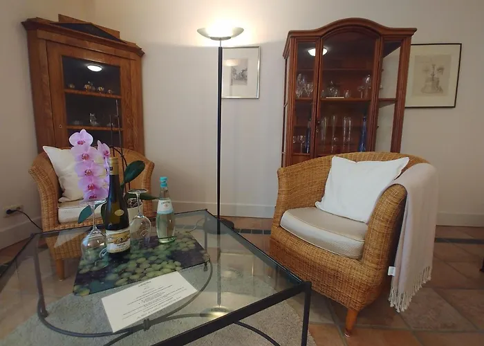 Wein- Und S A Pruem מלון